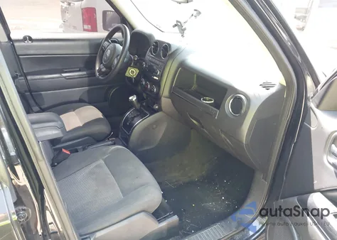 2016 Jeep Patriot Sport из США, поврежденный, VIN 1C4NJPBB0GD575325